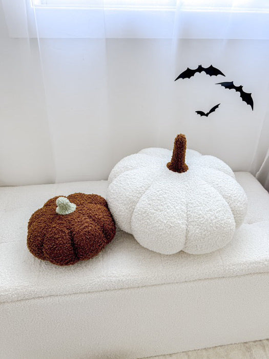 Henry & Flo | Large Pumpkin Cushion