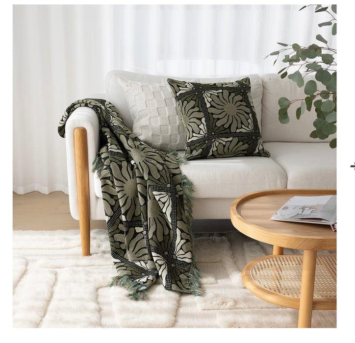 Bambury | Zinnia Throw Blanket - Moss