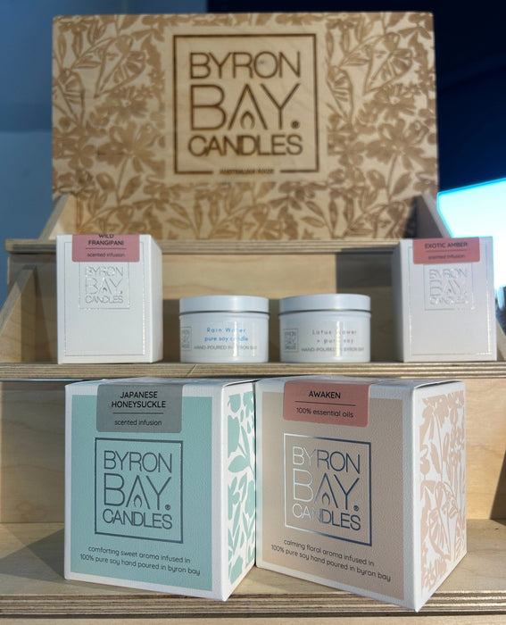 Byron Bay Candles | Scented Pure Soy Candle - 50 Hour Large - Exotic Amber